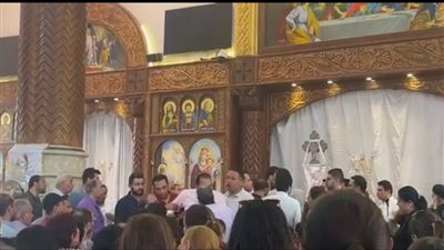 بالبكاء.. مسلمون وأقباط يشيعون جنازة مارينا صلاح ضحية الإهمال الطبي | فيديو