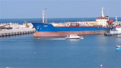 إعادة فتح ميناء العريش البحري بعد تحسن الأحوال الجوية 