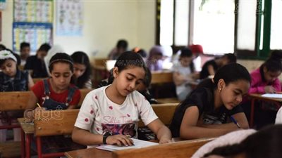 انتهاء اليوم الثالث بامتحانات رابعة ابتدائي بسلام.. الطلاب: امتحان الدراسات سهل.. و97% نسبة الحضور بالجيزة