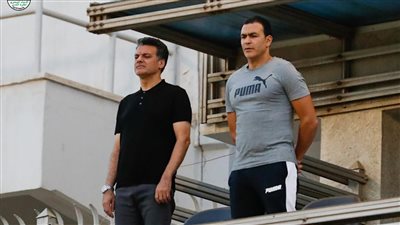 دقت ساعة العمل.. الجهاز الفني الجديد لمنتخب مصر يحضر مباراة سيراميكا والجونة