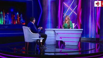 السيناريست أيمن سلامة ضيف إيمان أبو طالب في 