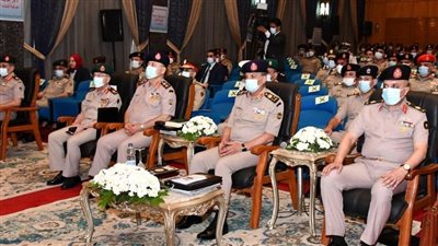 وزير الدفاع يشهد مناقشة البحث الرئيسى لهيئة عمليات القوات المسلحة