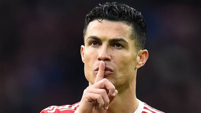 يجني من كل منشور أرباحا خيالية.. رونالدو يحطم رقمًا جديدًا على منصات التواصل