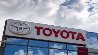 بفوائد 18%.. الحاجزون لسيارات تويوتا يستردون أموالهم