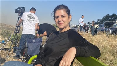  بيلا حديد تنشر 34 منشورا في انستجرام عن شيرين أبو عاقلة