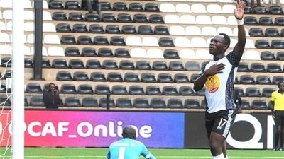 الأهلي يقترب من التعاقد مع جاكسون موليكا 