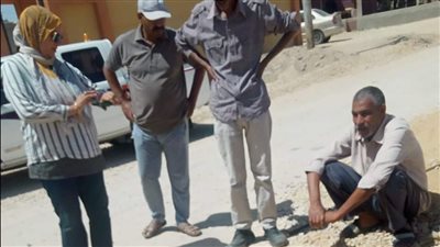 استجابة لشكاوى المواطنين.. سد الفتحات بطريق أبو صوير الزقازيق الزراعى | صور