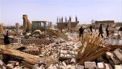 لمواجهة ظاهرة احتكار رؤوس الماشية.. إزالة 9 حظائر مخالفة بأسوان| صور