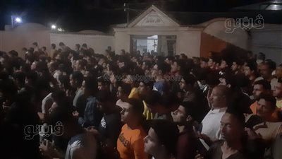 شاهد.. لحظة تشييع أهالي 