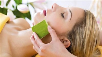 فوائد جل الصبار للبشرة.. أبرزها علاج حب الشباب وسد المسام