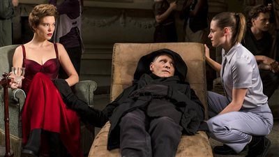 مخرج Crimes Of The Future: الجمهور سينسحب من مشاهدة الفيلم في أول ٥ دقائق