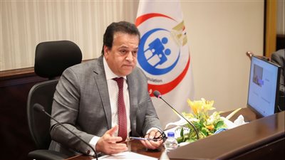 الصحة: استكمال العمل بحملة طرق الأبواب لتطعيم كورونا في 9 محافظات