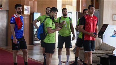 رجال يد الأهلي يختتم تدريباته اليوم استعدادًا لمباراة فاب الكاميروني