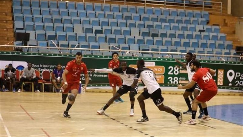 فوز الأهلي على بطل