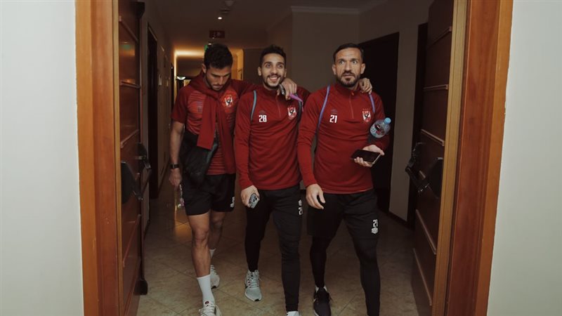 لاعبو الأهلي