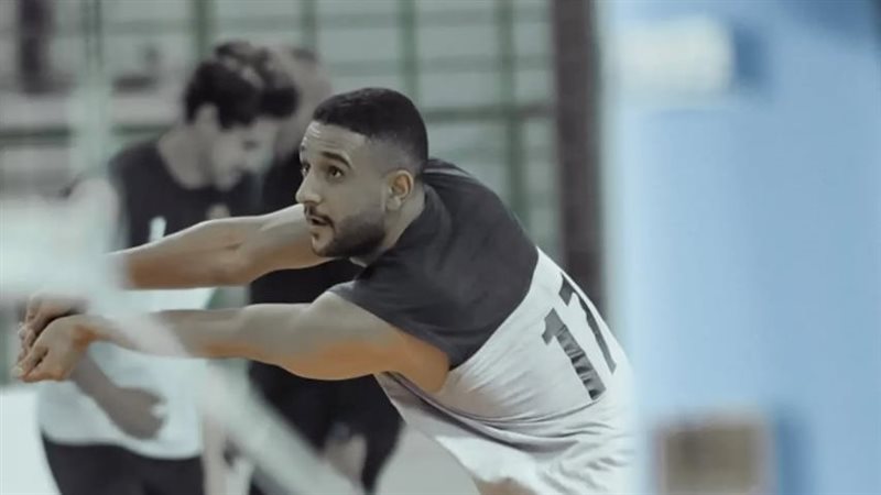 محمد رمضان لاعب فريق