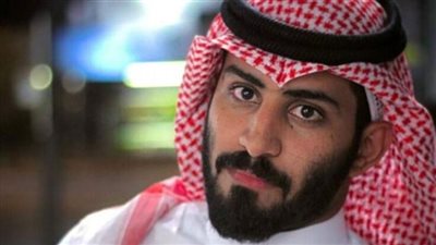 عبد الرحمن المطيري يثير الجدل بإعلان زواج والده