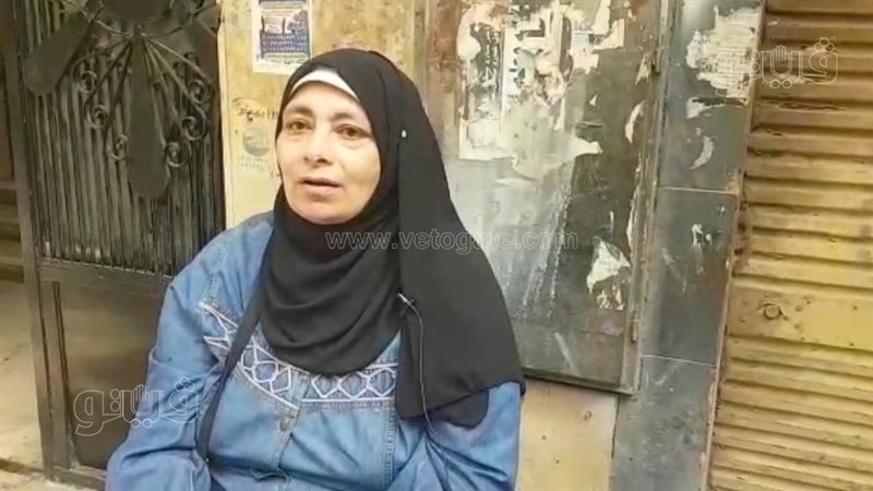 والدة طالبة بثانية