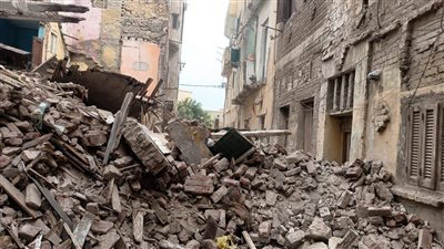 انهيار أجزاء ثلاث عقارات بمنطقة كوم الشقافة بالإسكندرية