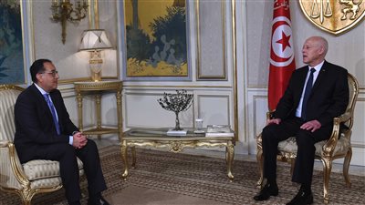 الرئيس التونسي خلال استقباله مدبولي: السيسي أنقذ مصر فى مرحلة تاريخية صعبة 