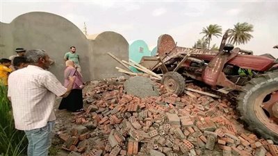 خالية من الموتى.. هدم مقابر مقامة على أراض زراعية بالشرقية|صور
