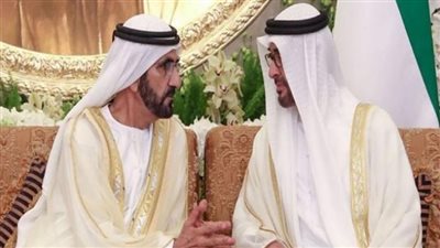 محمد بن راشد ينشر قصيدة يبايع فيها محمد بن زايد لرئاسة دولة الإمارات