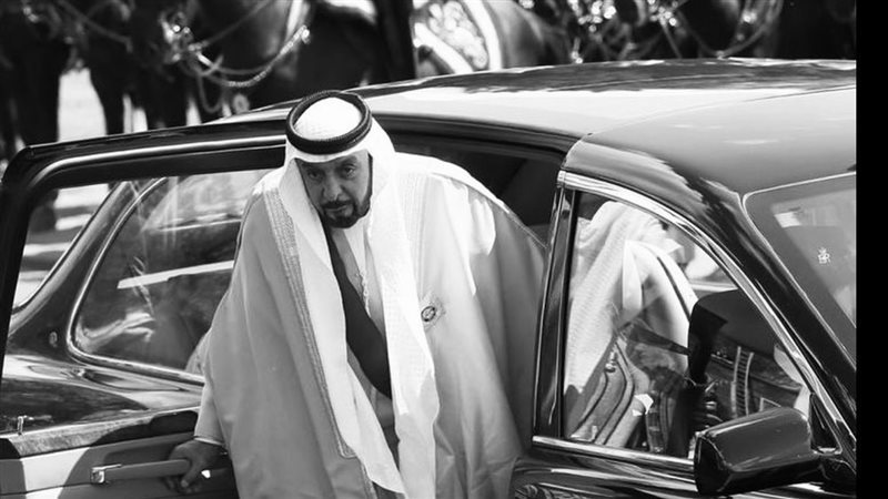 خليفة بن زايد 