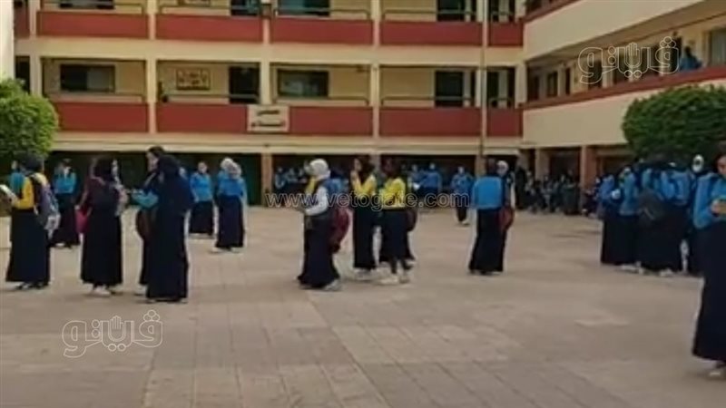 طالبات أولي ثانوي