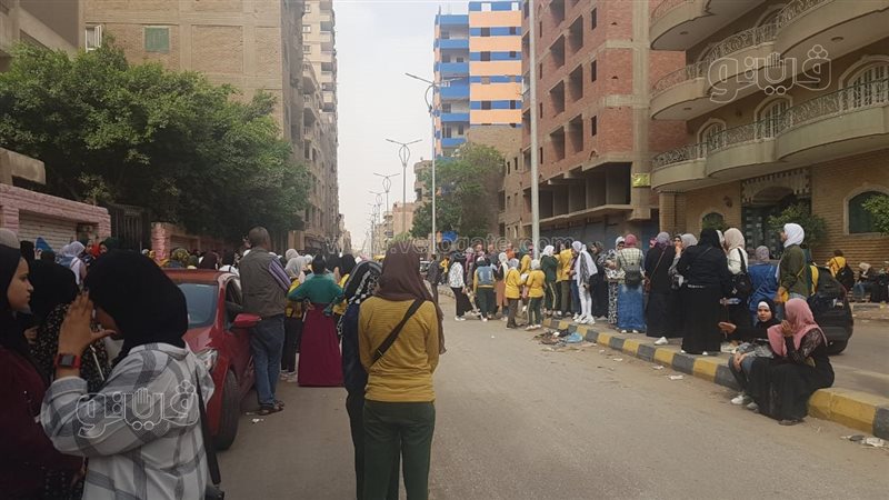 طلاب الشهادة الأعدادية