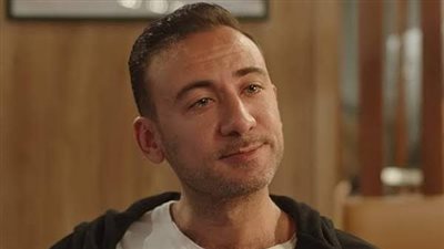 تعرف على شخصية عابد عناني في مسلسل ضل حيطة