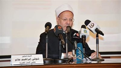 مفتي الجمهورية: نعيش في تلوث فكري بسبب الجماعات الإرهابية 