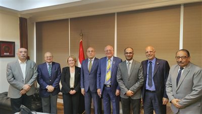وزير الإسكان يبحث مع وفد ألماني التعاون ونقل التكنولوجيا المبتكرة للمشاريع المصرية