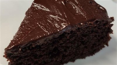 طريقة عمل كيكة الشيكولاتة بالصوص بالمقادير