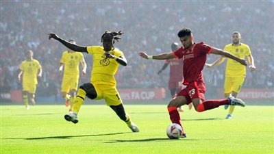 تعادل سلبي بين تشيلسي وليفربول بالشوط الأول وخروج محمد صلاح للإصابة