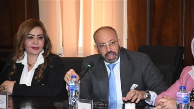 حسام المندوه: العنصر البشري الأهم في العملية التعليمية.. ونحتاج إلى التركيز على تدريب المعلمين