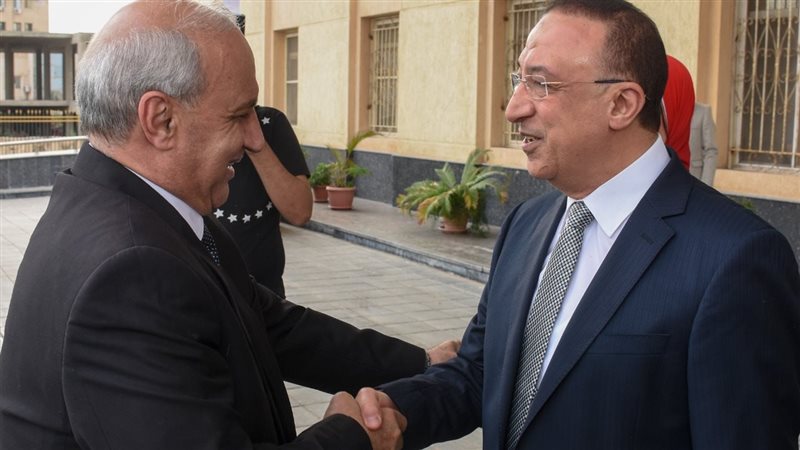 محافظ الإسكندرية