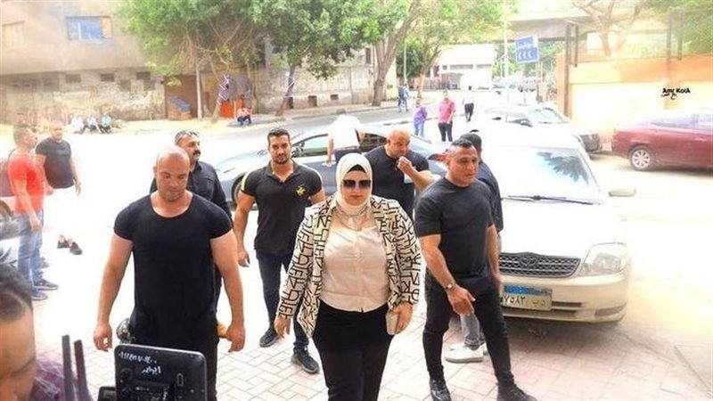 مدرسة الأحياء