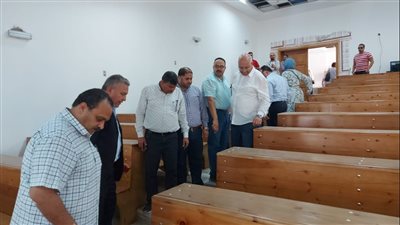 رئيس جامعة بنها يتفقد مبنى المدرجات الجديد بالعبور