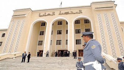 الحكم بالسجن والإعدام  لقيادات جزائرية 