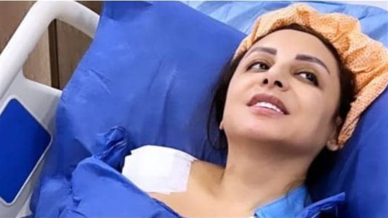 أنغام بعد جراحة الكتف