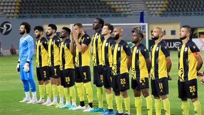 محسن صلاح وعادل فتحي يجتمعان بجهاز ولاعبي المقاولون قبل لقاء البنك الأهلي 