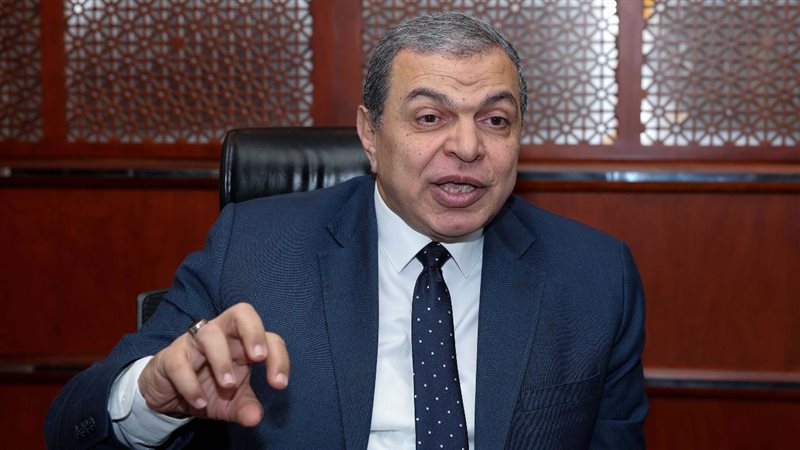 وزير القوى العاملة