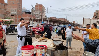 حملة لإزالة الإشغالات من شوارع طنطا | صور