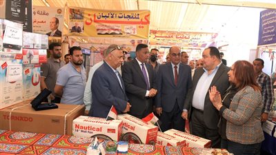  محافظ الدقهلية يفتتح معرض السلع الغذائية باستاد المنصورة| صور