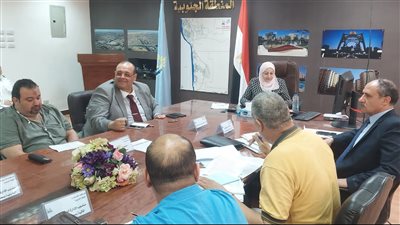 نائب محافظ القاهرة للمنطقة الجنوبية: إقامة معرض لتسويق منتجات جواهرجية الطين