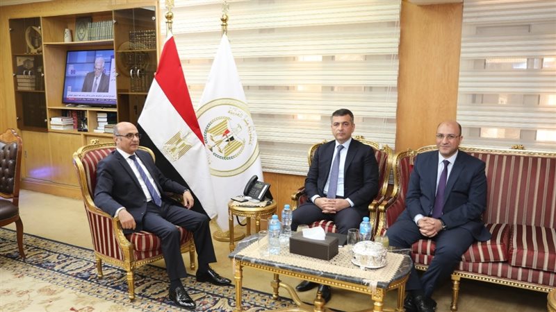 وزير العدل خلال الاجتماع