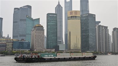 النفط يصعد مدعوما بآمال تعافي الطلب في الصين