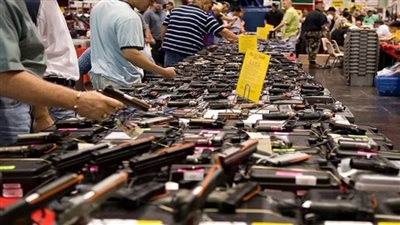 تقرير خطير عن حجم سوق الأسلحة النارية بأمريكا