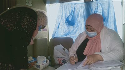 صحة الإسماعيلية: الكشف على ٧٤٠ مريضا من أهالى قرية أبو صوير البلد | صور