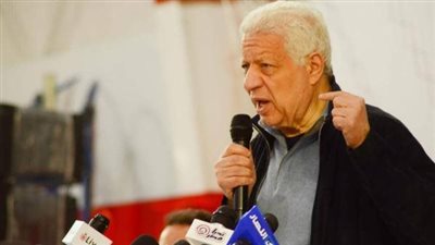 مرتضى منصور يهنئ فريق اليد بطل أفريقيا بعد الفوز على الأهلي